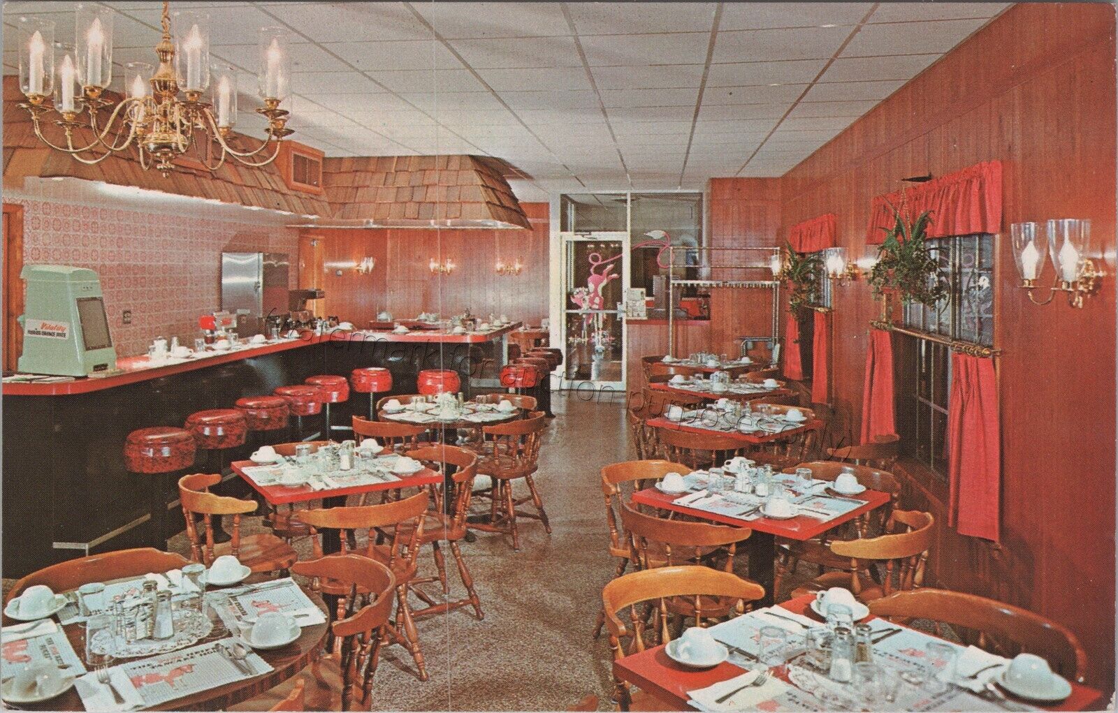 Poughkeepsie, NY: Red Bull Motor Inn Int- Vintage New York Restaurant Postcard