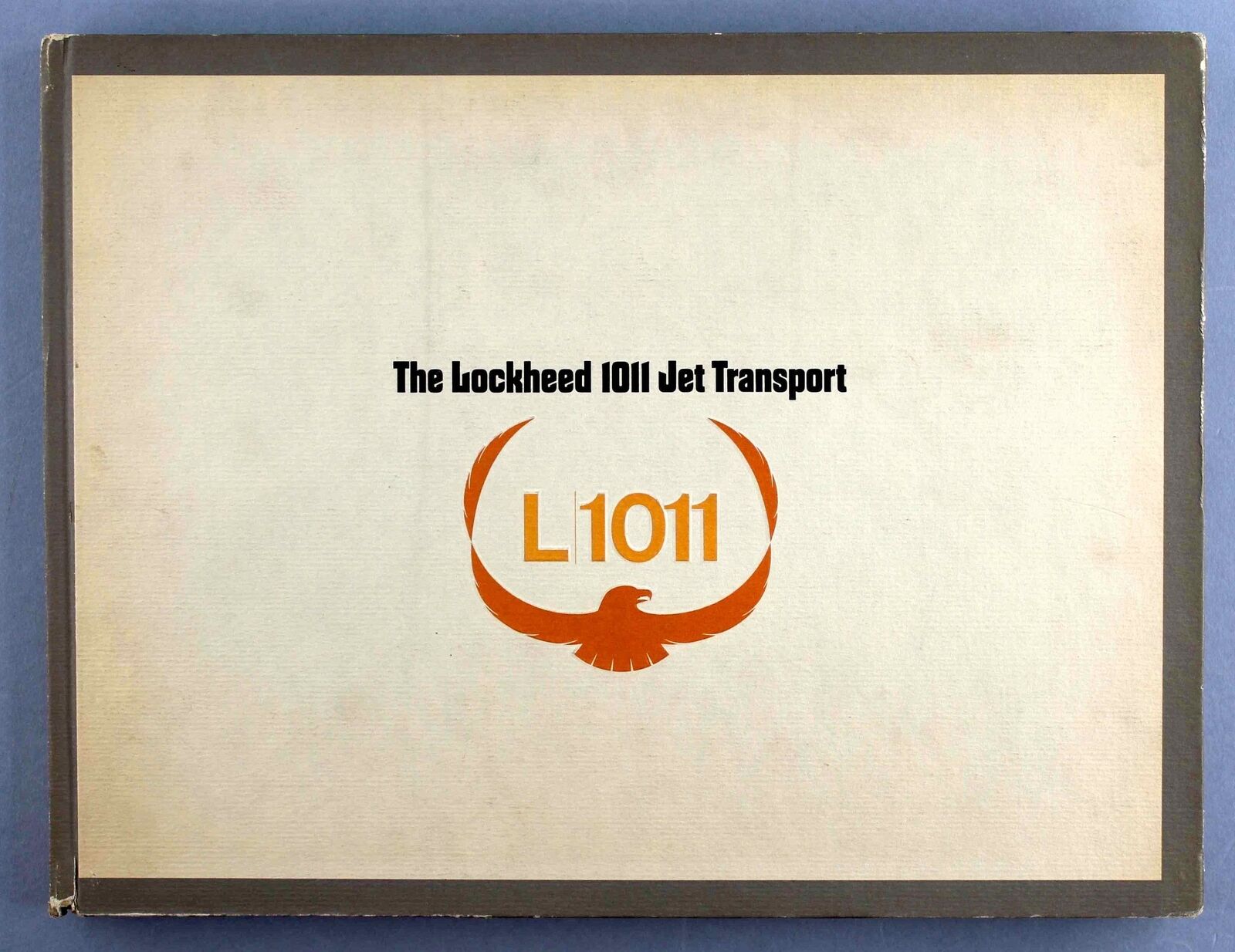 LOCKHEED L-1011 TRISTAR VINTAGE 1968 MANUFACTURERS SALES BROCHURE SEAT MAPS