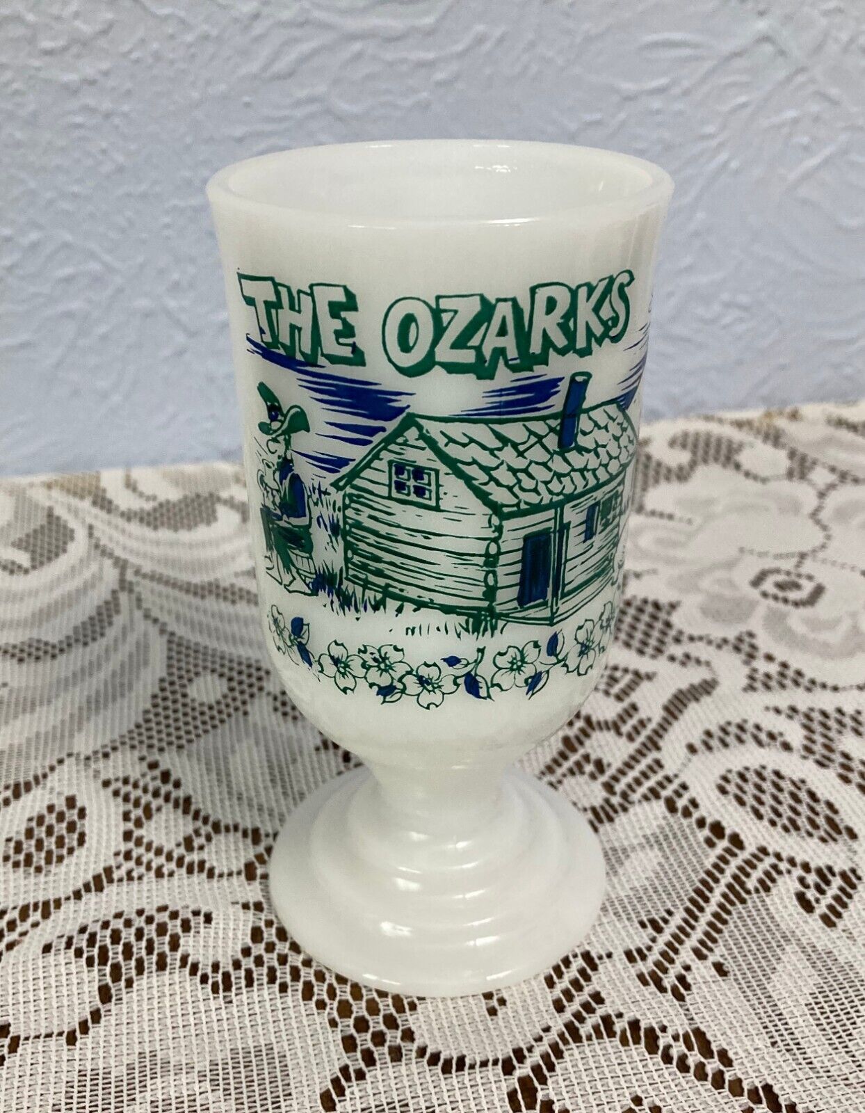 Vintage The Ozarks Souvenir Milk Glass Pedestal Coffee Mug ~ Missouri ~ MINT