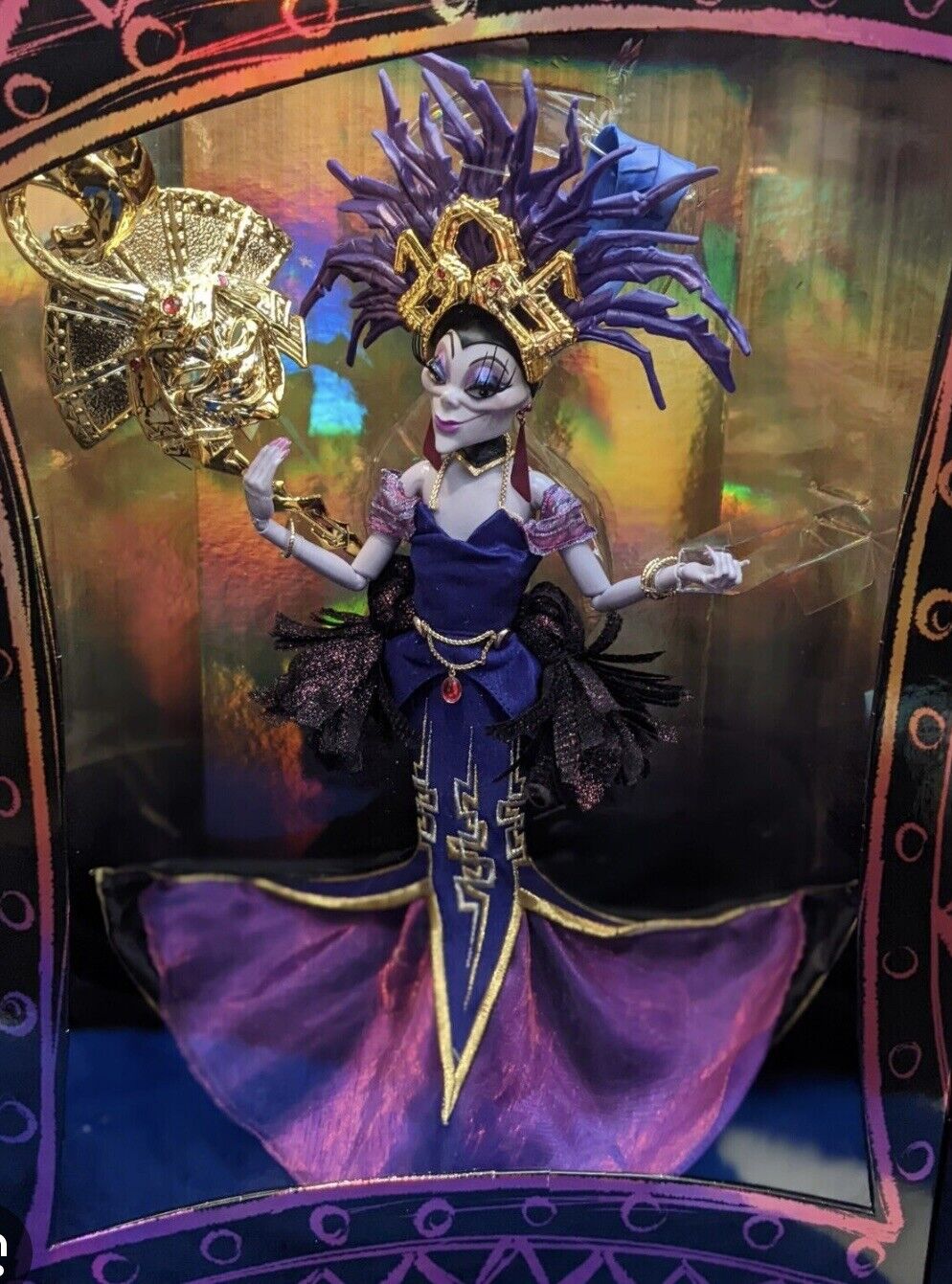 Disney Designer Collection Midnight Masquerade 12\