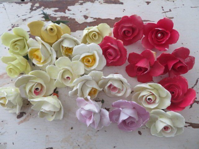 23 BEAUTIFUL Individual OLD Vintage Ceramic PORCELAIN ROSES Display or Projects