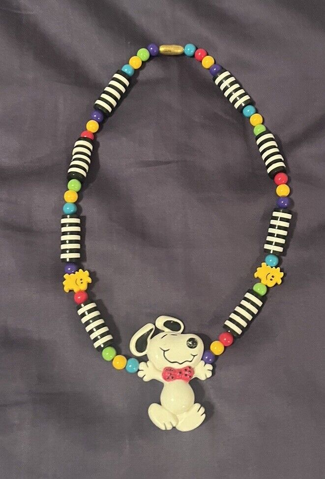 Vintage Avon Peanuts Snoopy Woodstock Beaded Childrens Necklace 