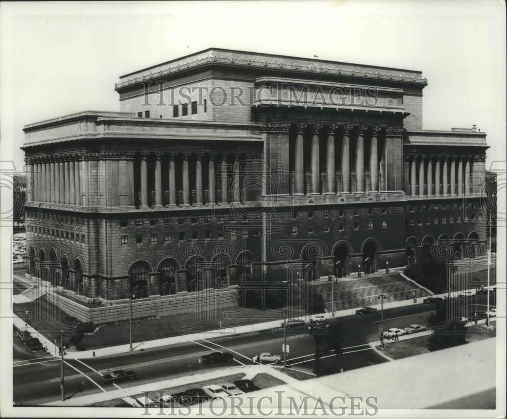 Press Photo The Exterior of the Milwaukee Courthouse - mjb47392