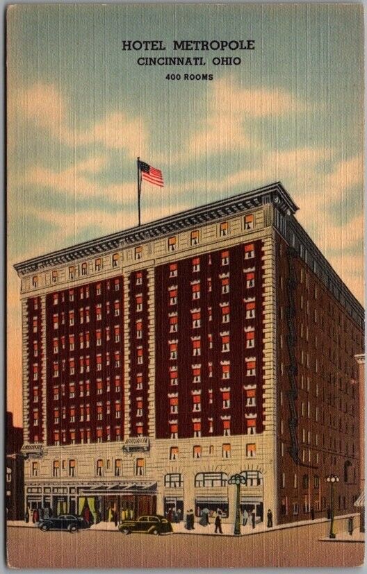 Cincinnati, Ohio Postcard HOTEL METROPOLE Building / Street View Linen c1940s