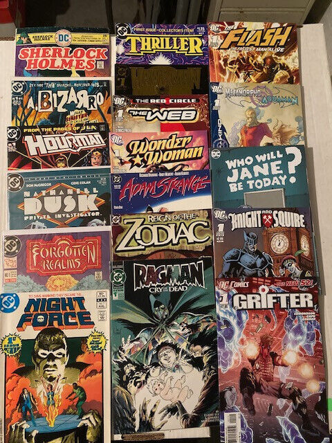 DC Comics First Issue Showcase - Lot of 18 comic books (L161)