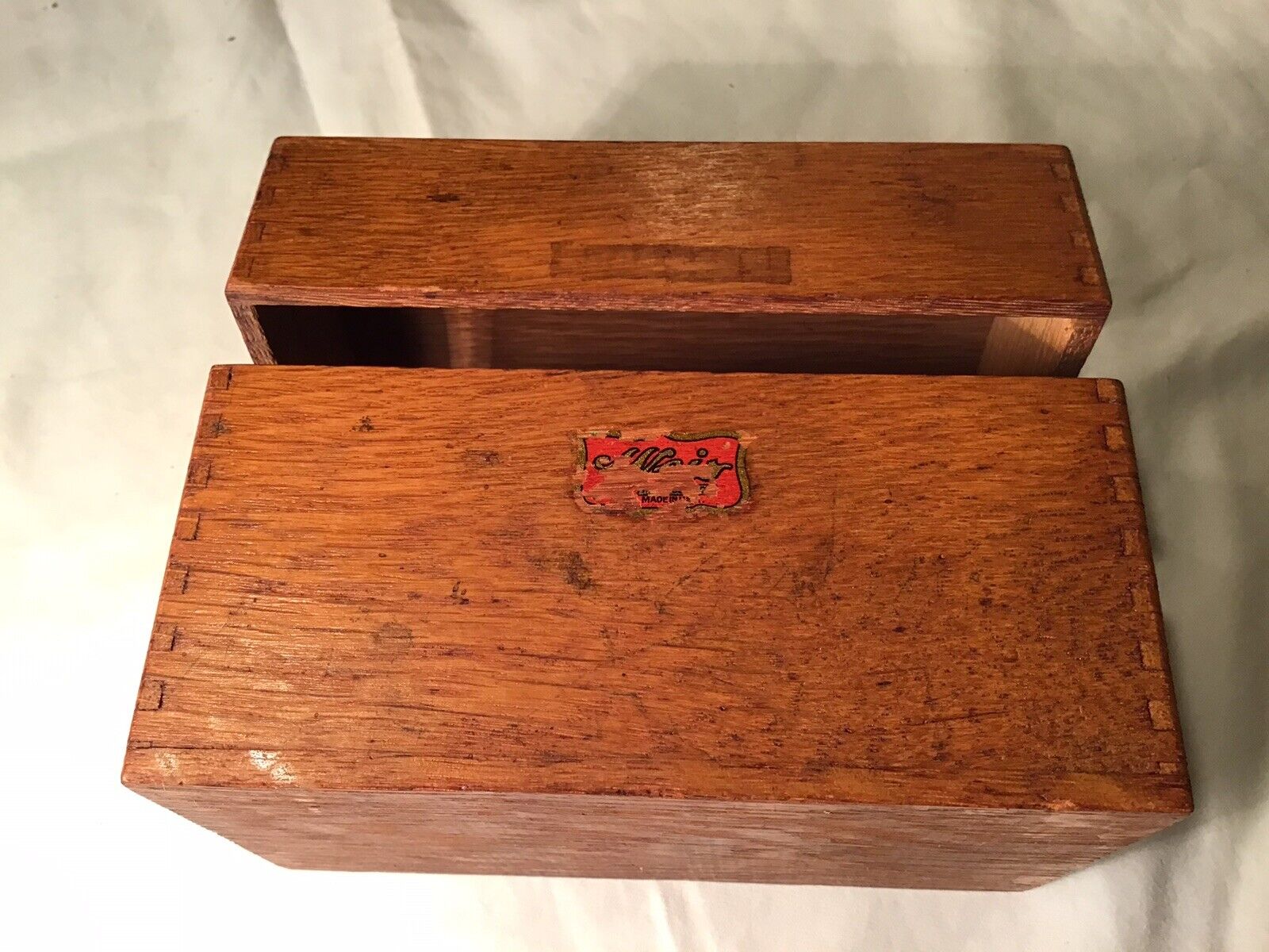 Vintage WEIS Oak Index Card File Recipe Box Holder Wood Dovetailed USA 5.5” x 4”