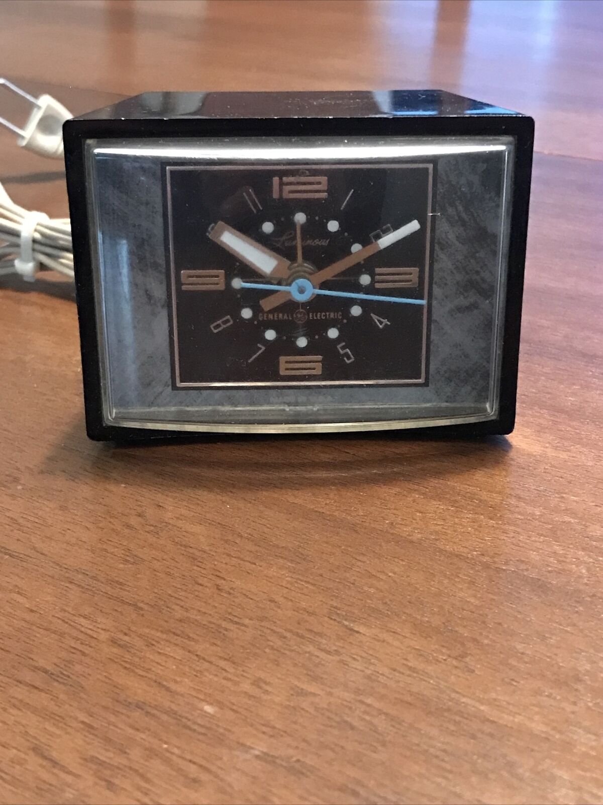 #T) Vintage GE Luminous General Electric Alarm Clock Model 7299 Works Retro USA