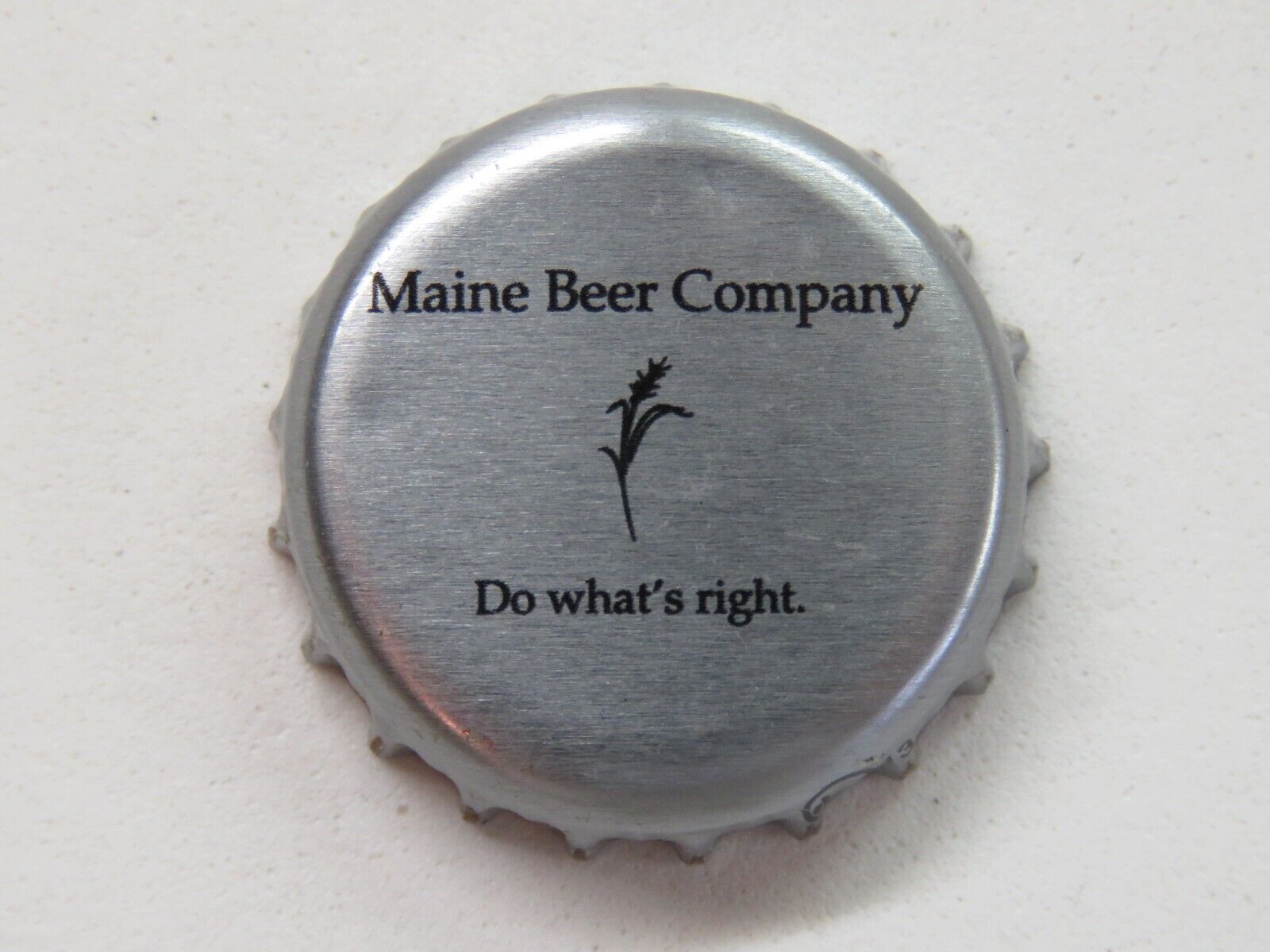 BEER Bottle Crown Cap ~ MAINE Beer Company ~ Freeport, MAINE ~ Est. 2009