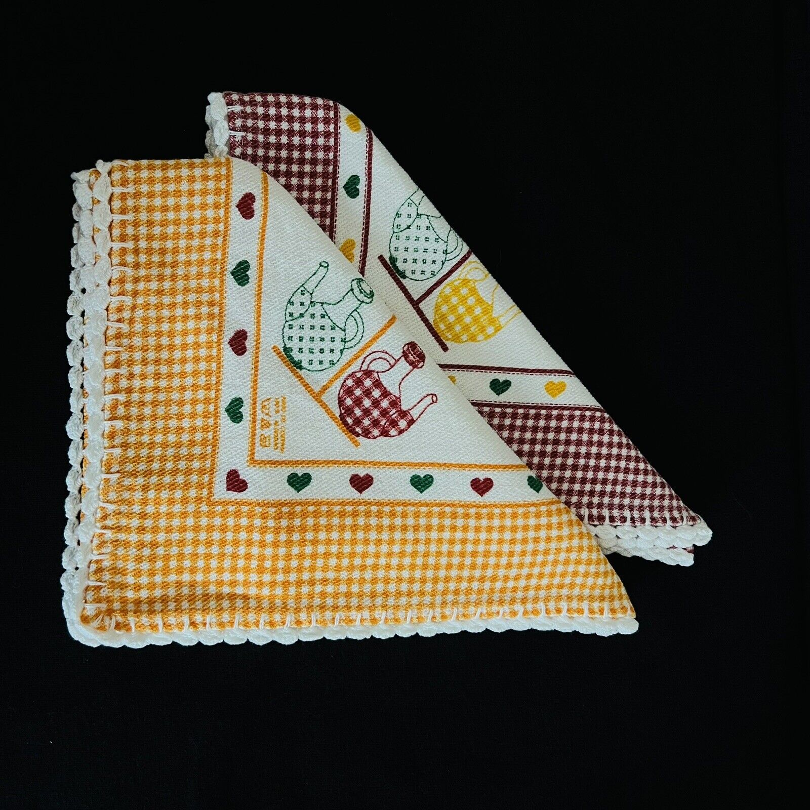 Pair Of Mid Century Placemats In Complimentary Color Designs