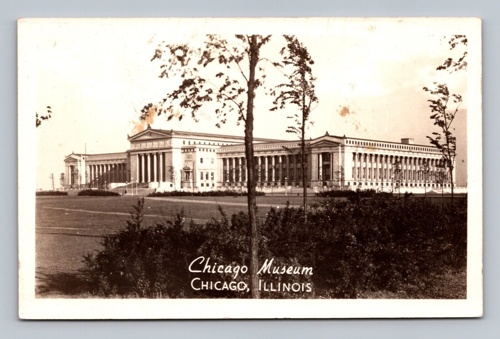 CHICAGO ILLINOIS OLD VIEW OF THE CHICAGO MUSEUM RPPC REAL PHOTO POSTCARD (H-31)