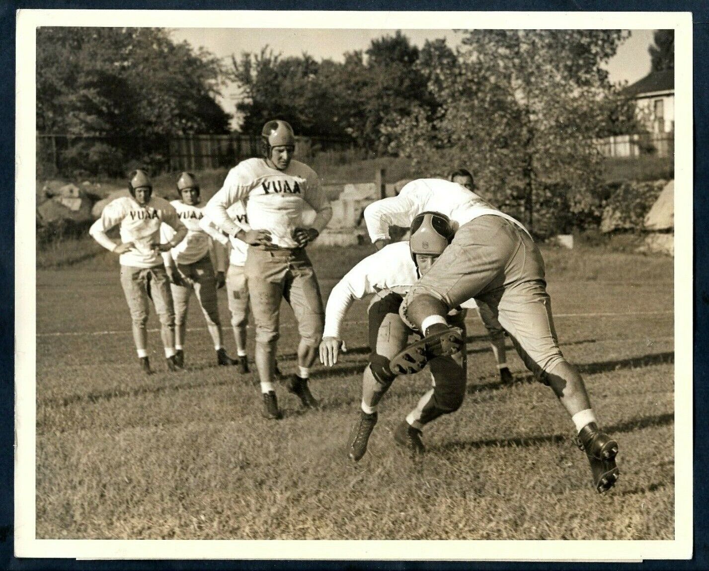 NFL PLAYERS ROY HUGGINGS GENE HARLOW & OTHERS VANDERBILT UNIV 1940s Photo Y 201