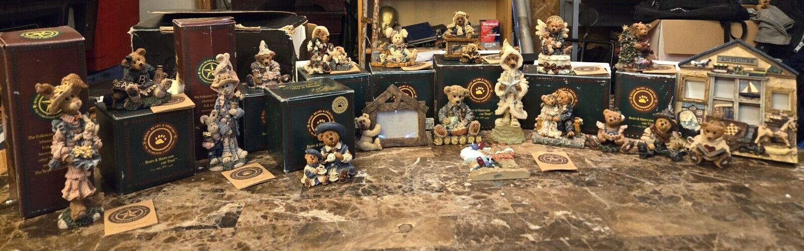 Lot of 19 Vintage Boyds Bears Resin Figurines Picture Frames AS IS