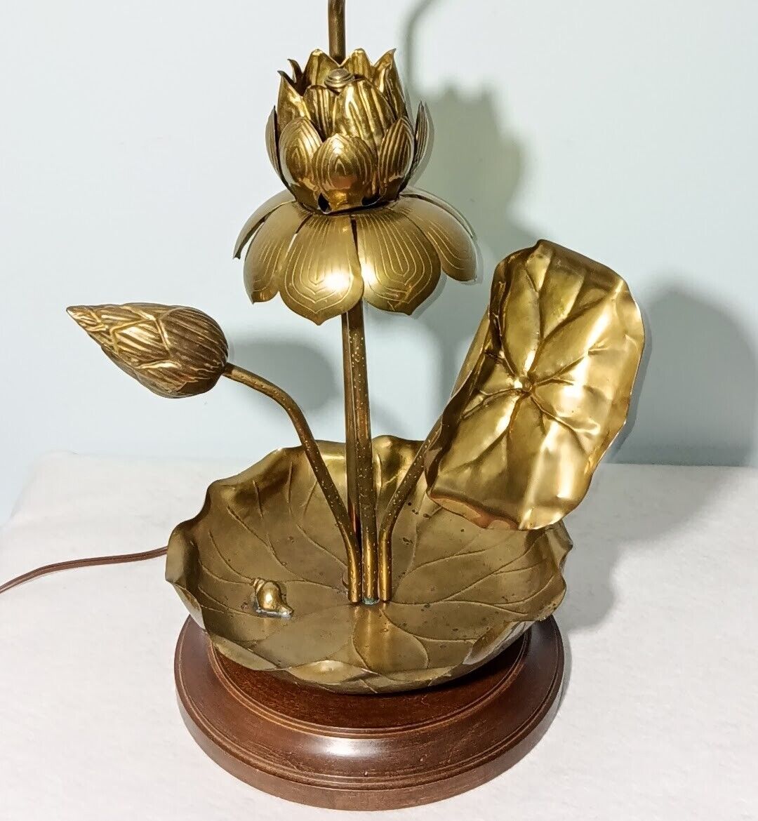 Vintage Feldman Brass Lotus Lamp on Wood Mid Century Hollywood Regency Style