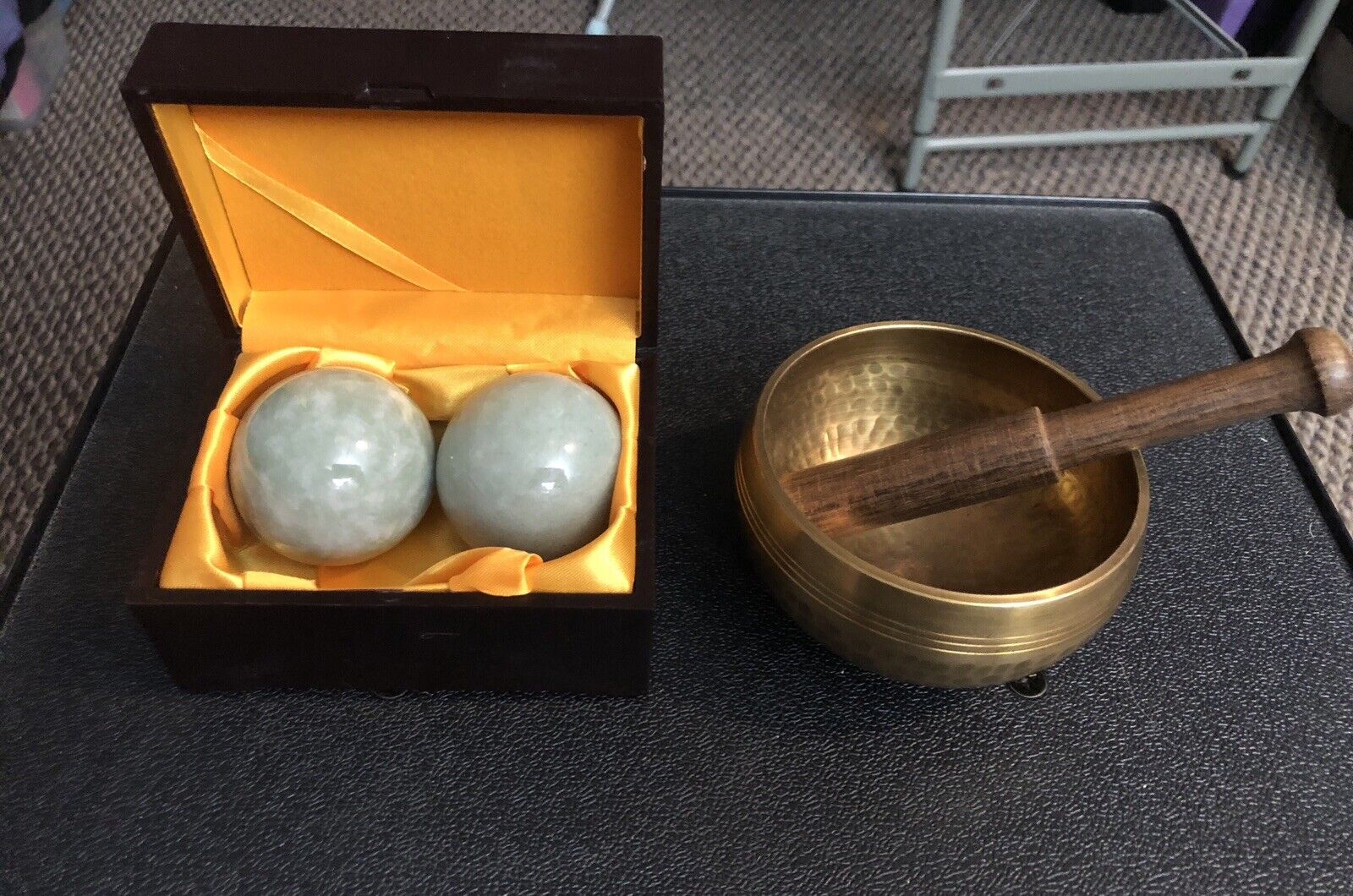 Buddhist Bell Japanese Singing Bowl + Ben Wa Balls w/Case - Meditation Items