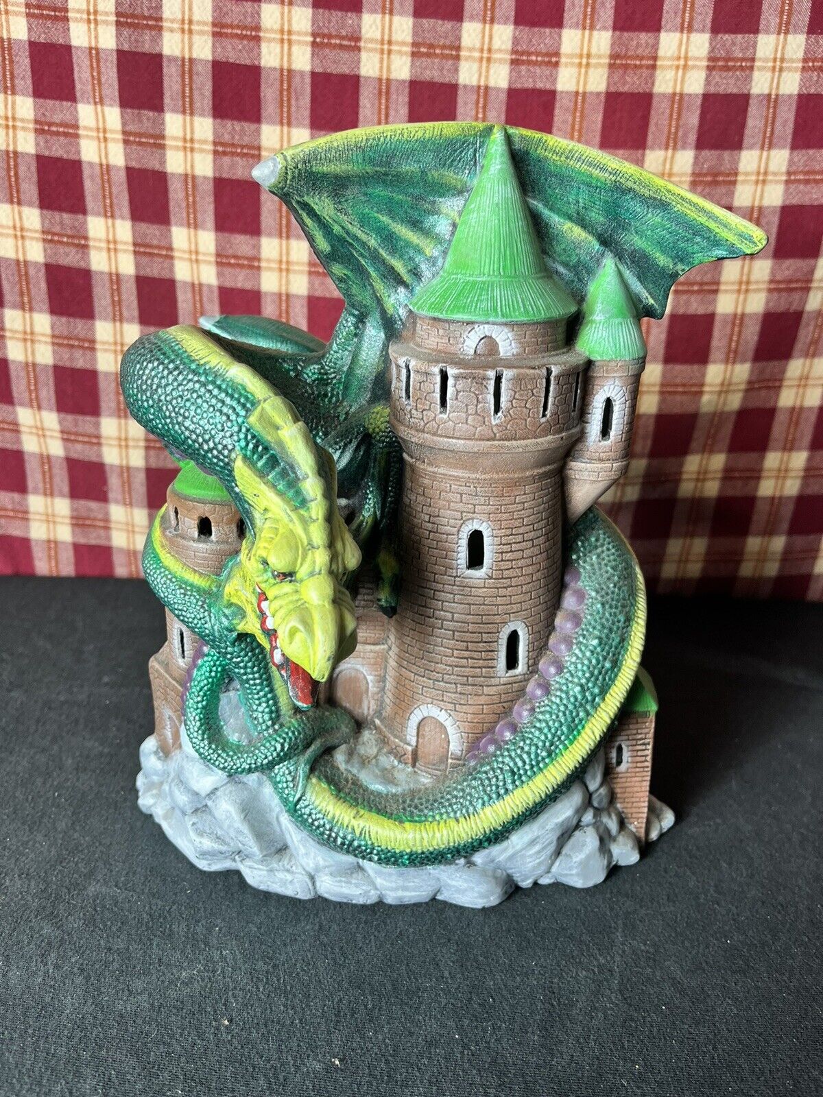 Green Doc Holiday Molds Ceramic Dragon Figurine (DHM,  1996) (See Pictures)