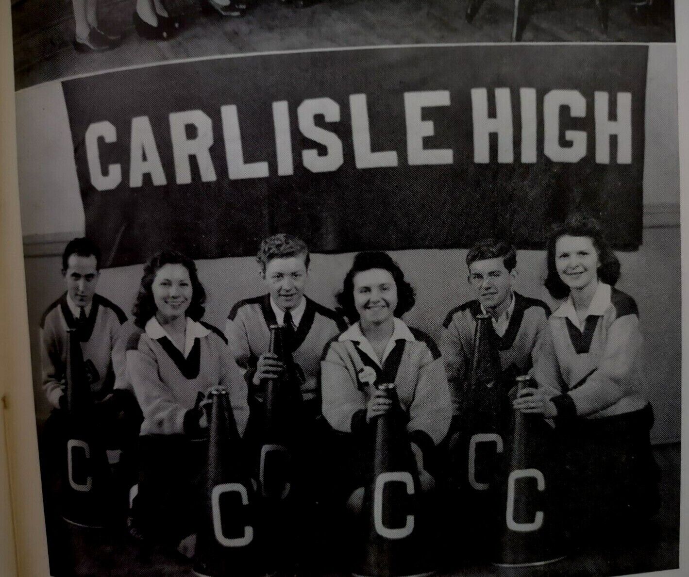 1943 Carlisle PA High School Yearbook - THE ORACLE