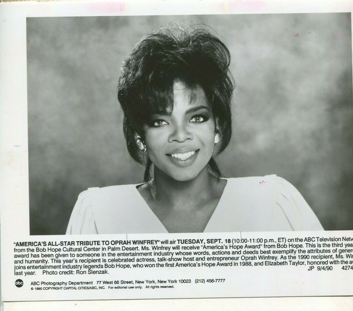 Oprah Winfrey - TV Show Host  1990  VG press photo P1N