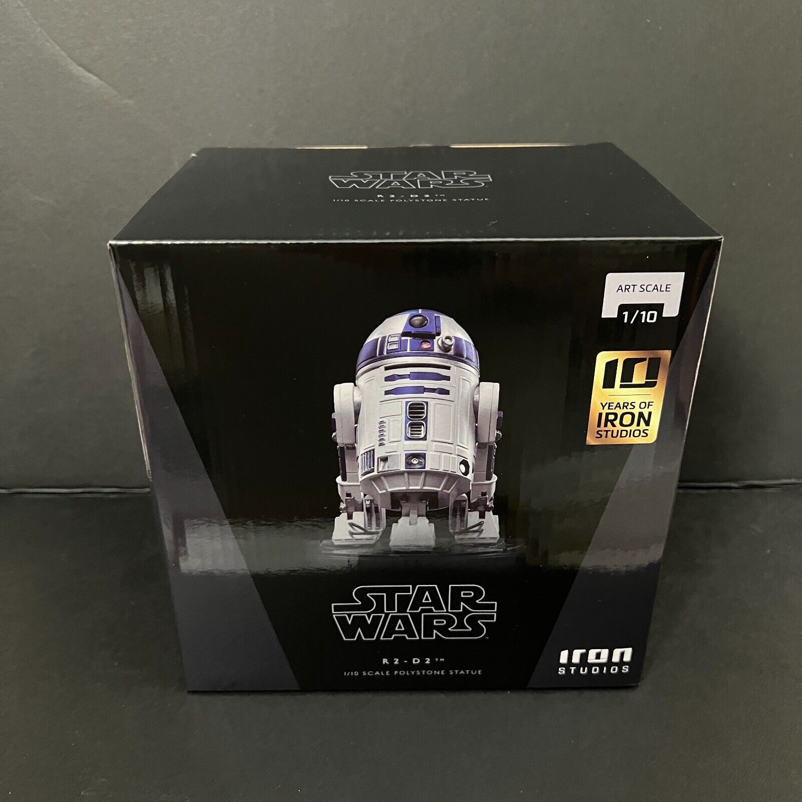 NEW Unopened Star Wars R2-D2 Iron Studios 1/10 Statue