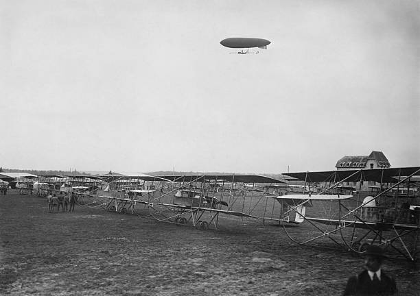 The airship Le Temps flying in an air show no further informat- 1910 Old Photo