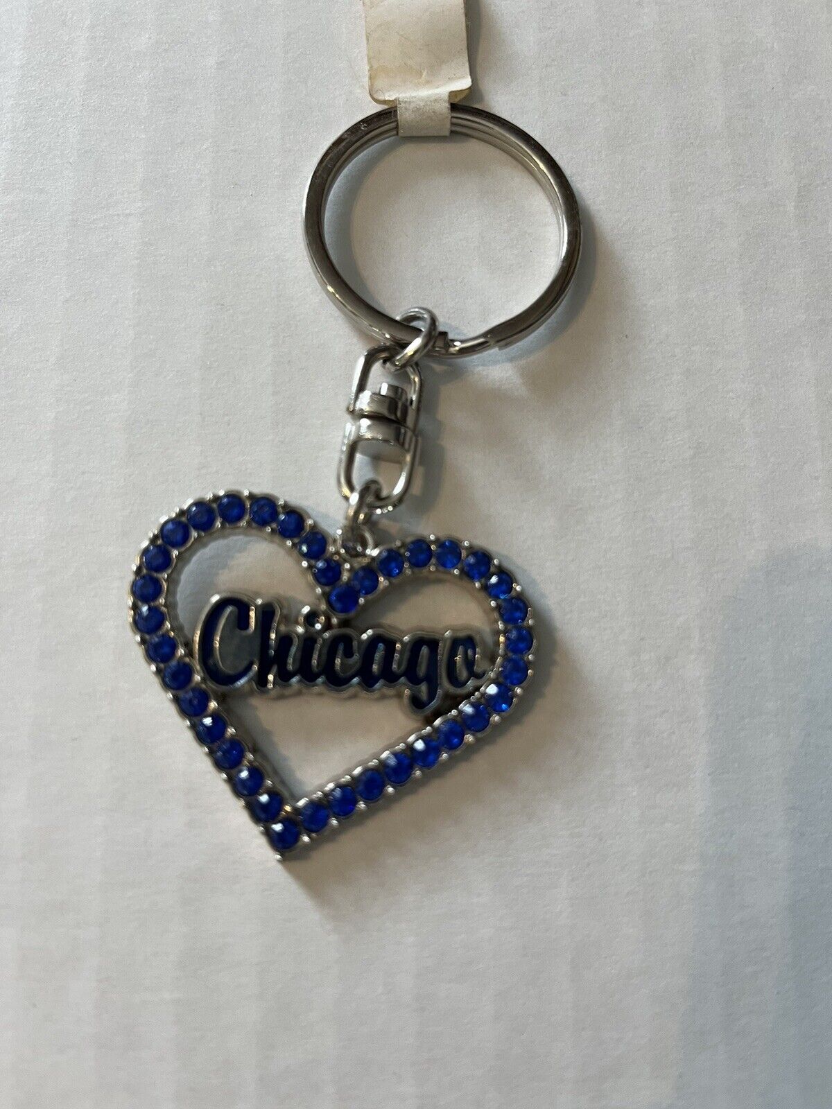 New Chicago heart shapped keychain with blue rhinestones