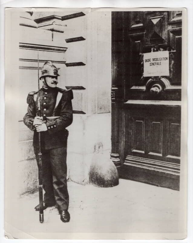 1914 French Guard Notice on Door General Mobilization Order S&S News Photo