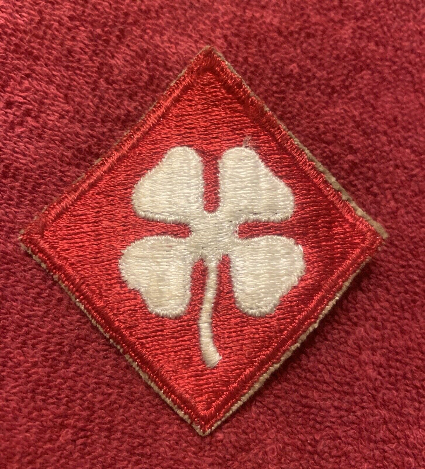 Vintage 4th Army White Four Leaf Clover Red Shoulder Sleeve Military Patch