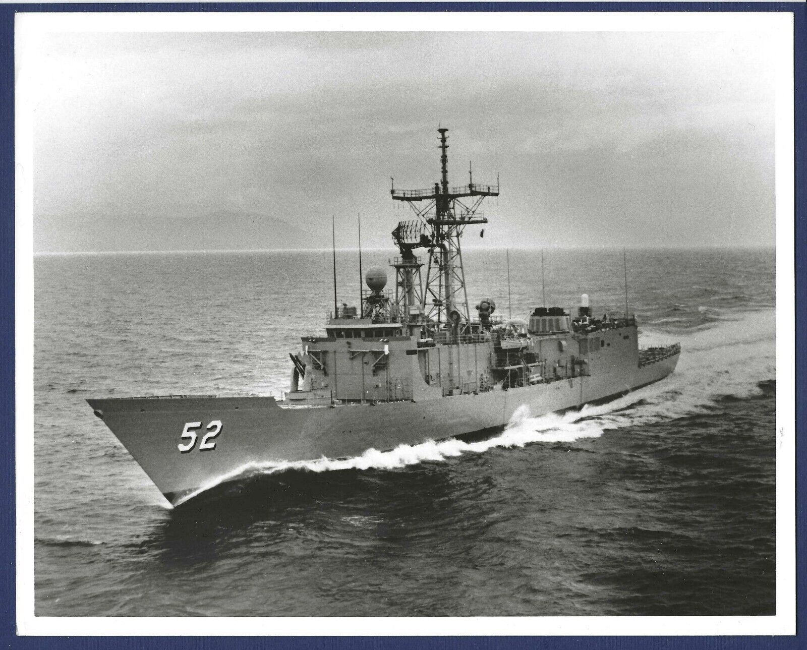 USS CARR FFG-52 Guided Missile Frigate 8 x 10 Official USN Photo