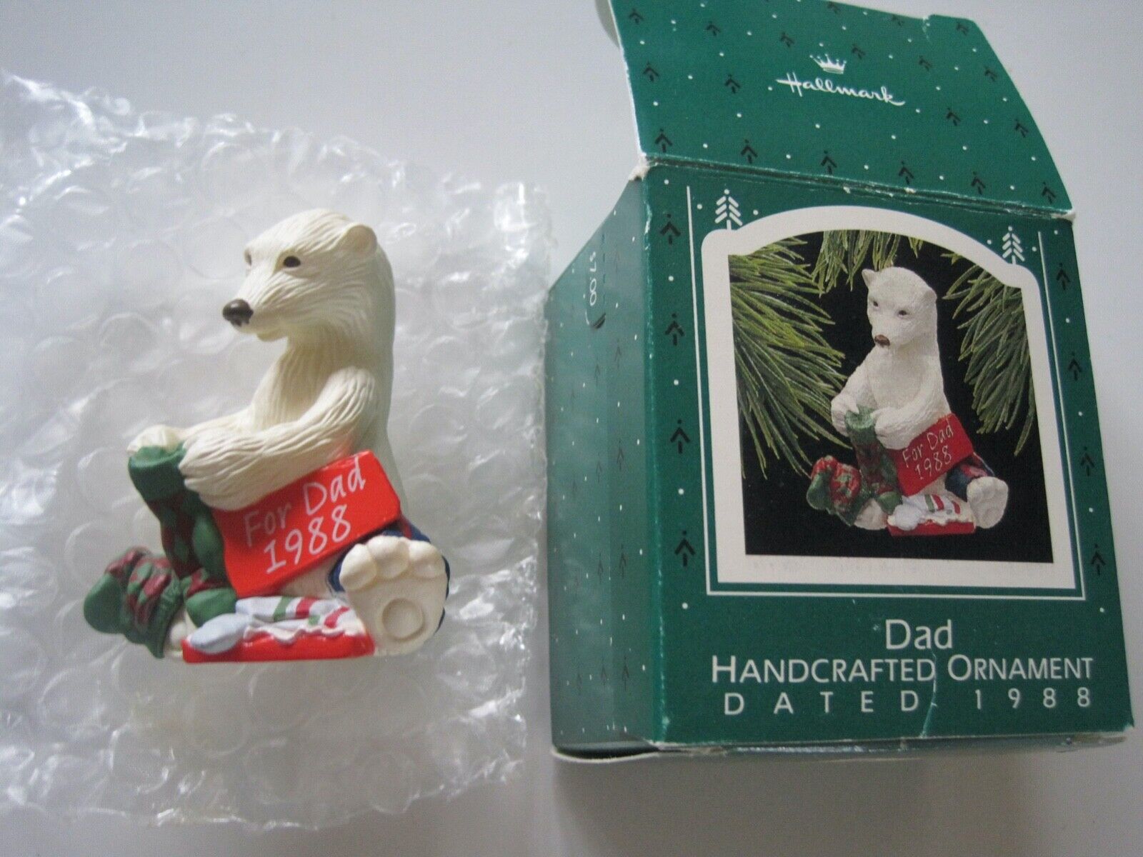 Hallmark Keepsake Ornament Dad Polar Bear 1988 GUC