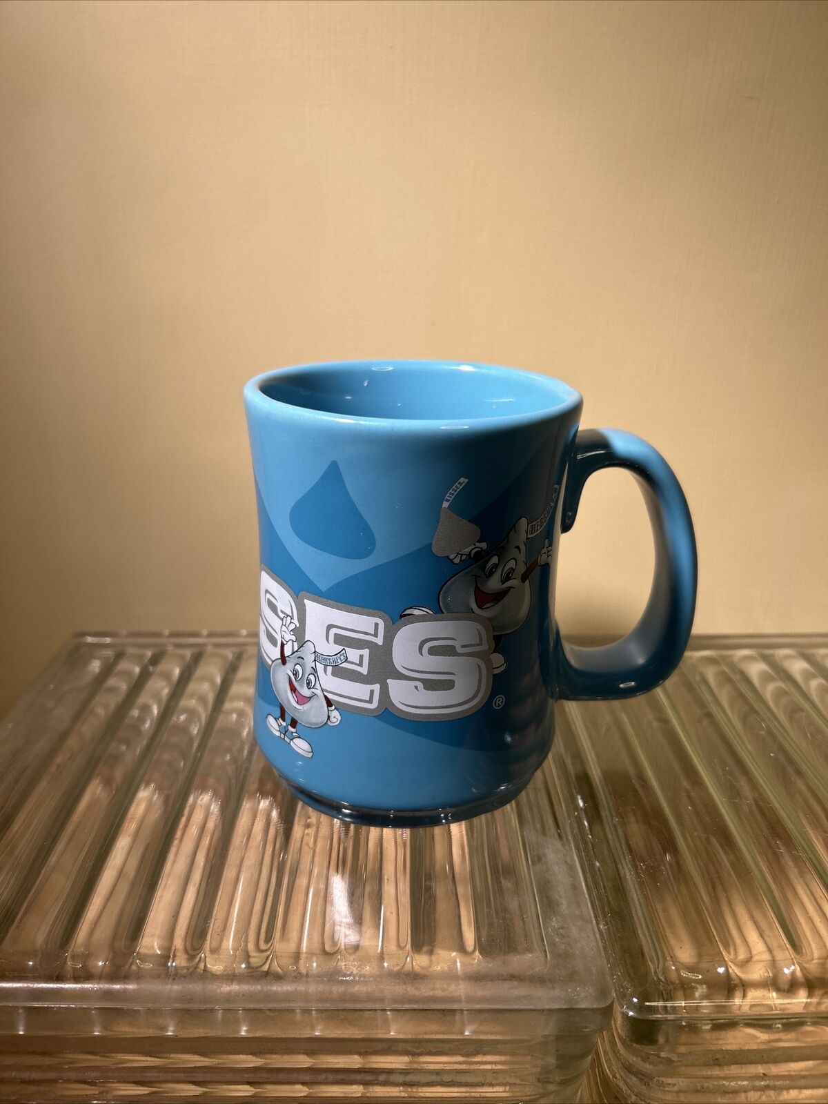 Hershey\'s Kisses Large 16 oz. Coffee Mug Cup Blue