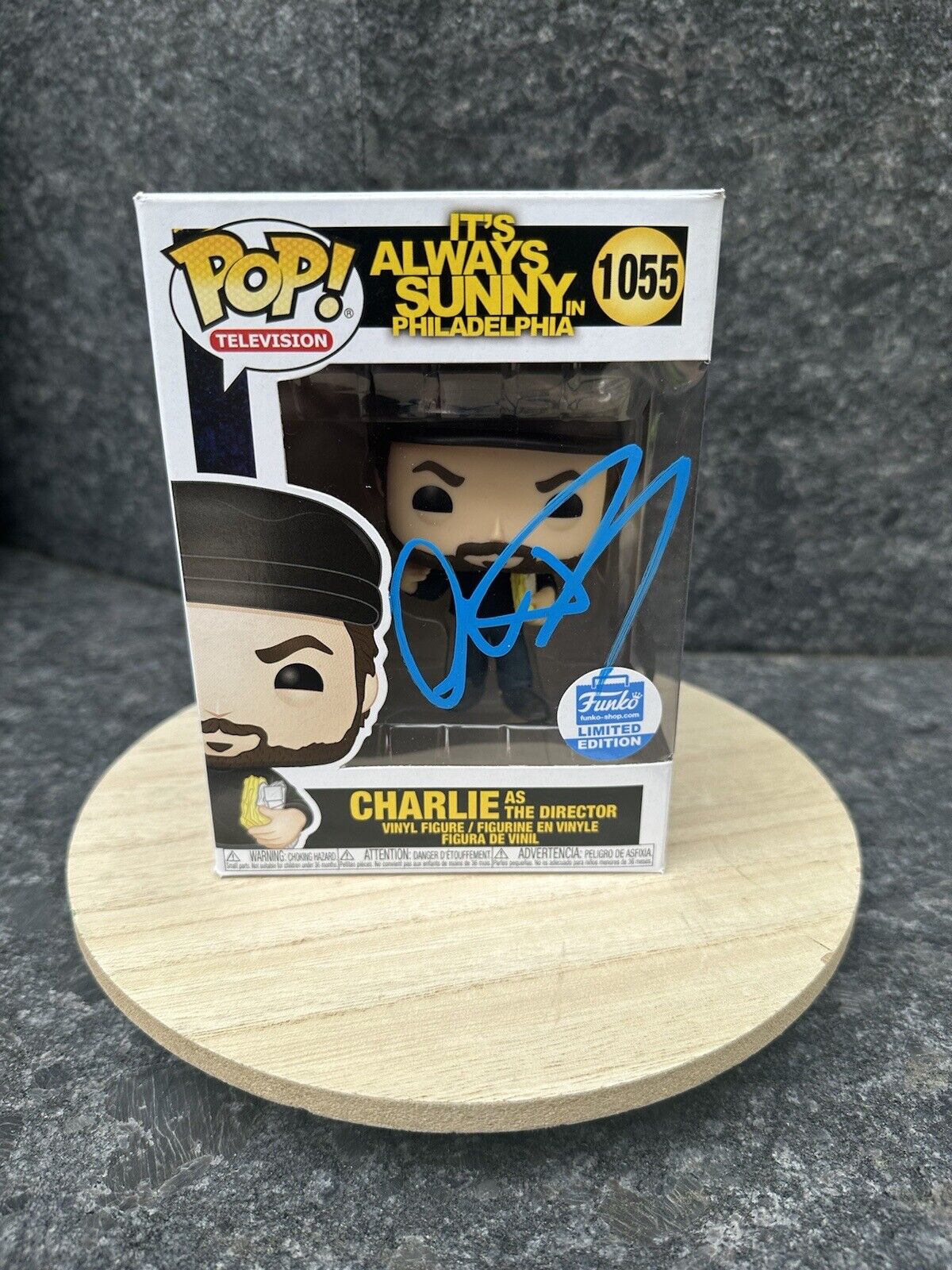 Funko: *Signed CHARLIE DAY Charlie #1055 Funko Pop Beckett Authenticated
