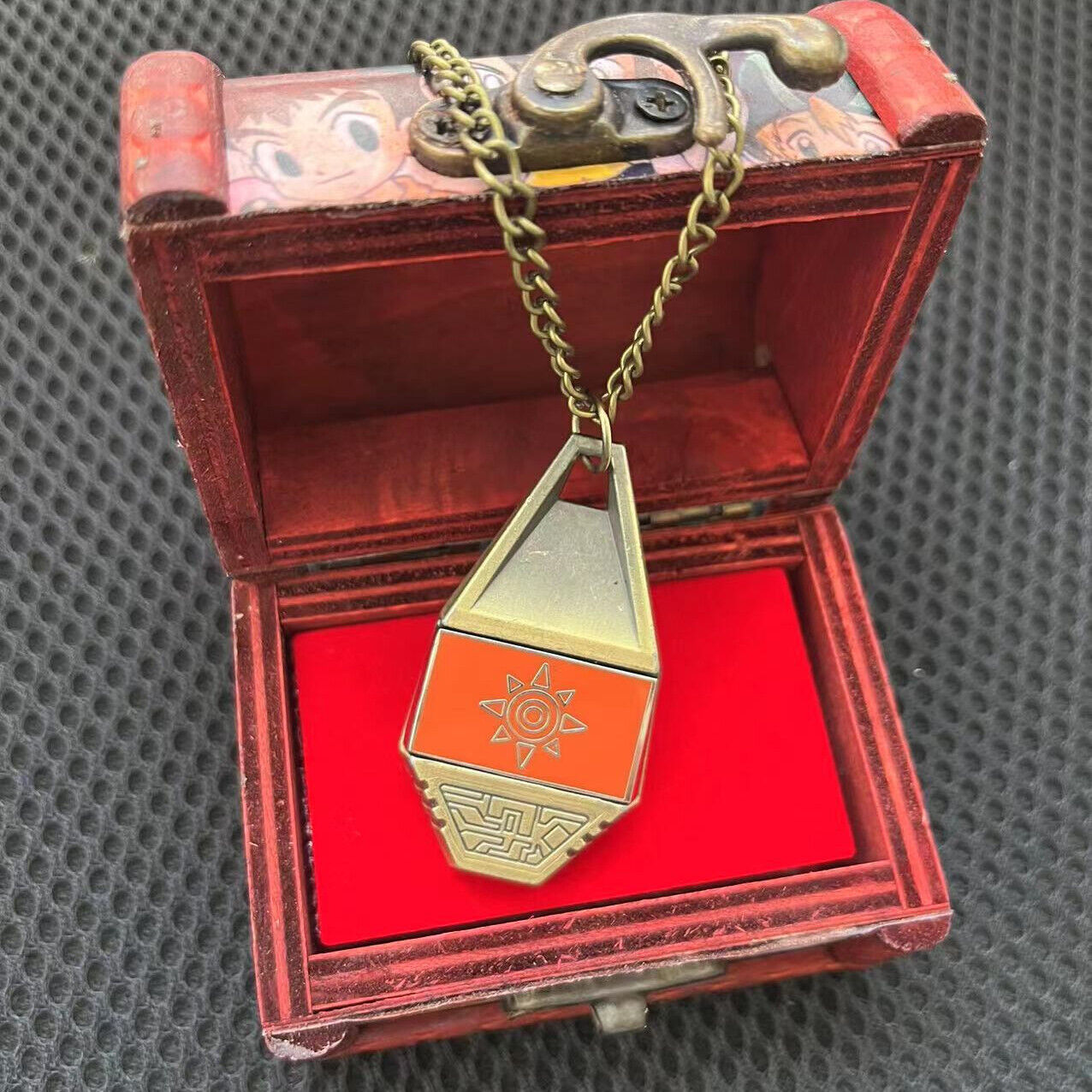 Digimon Adventure Tag & Crest Emblem Courage Necklace Pendant with Vintage Box