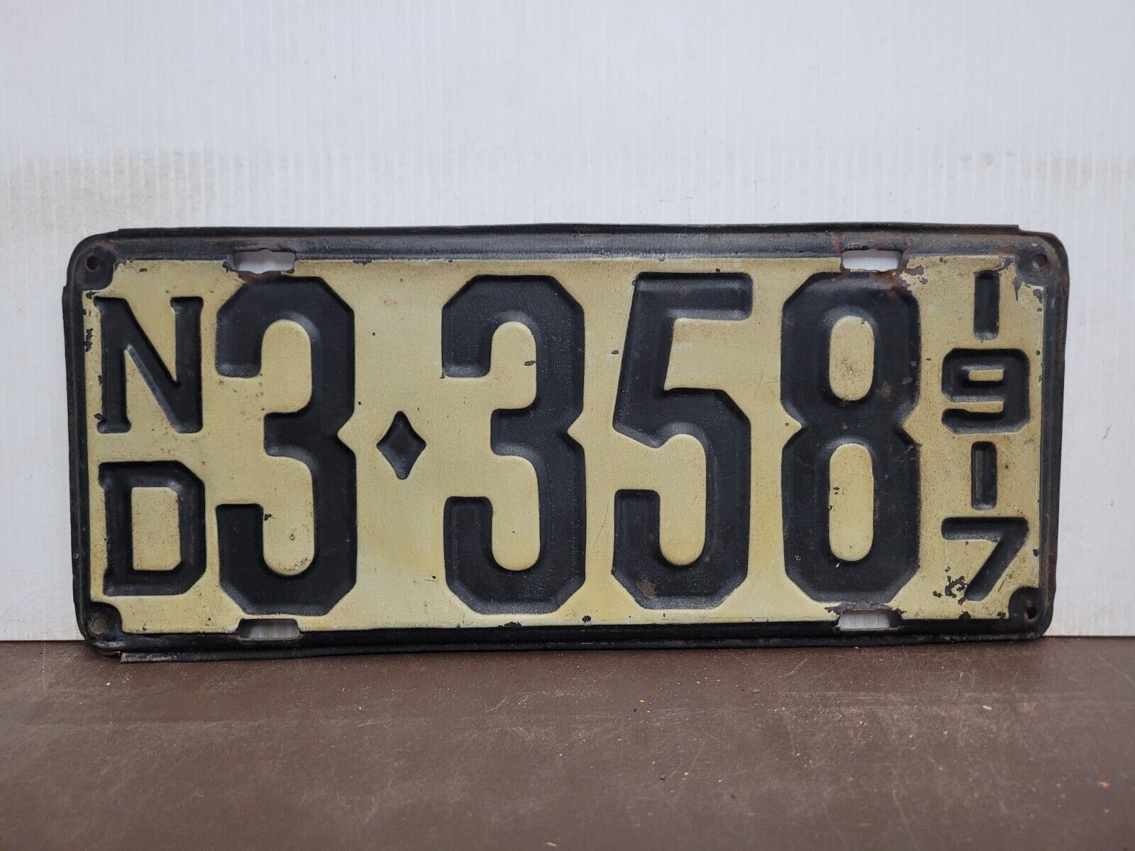 NICE 1917 North Dakota  License Plate Tag SUPER