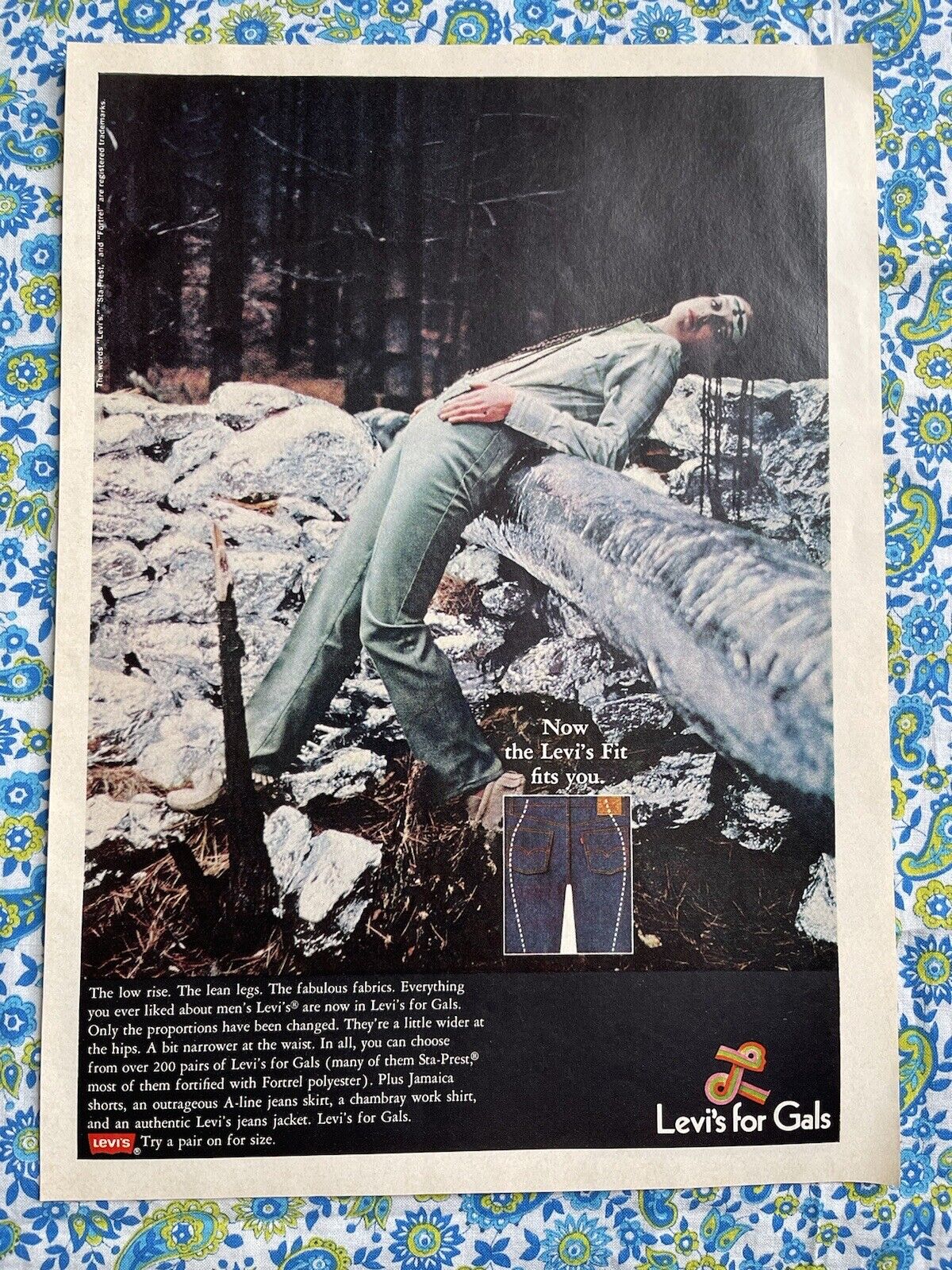 Vintage 1969 Levi’s For Gals Women ‘s  Blue Jeans Print Ad Denim
