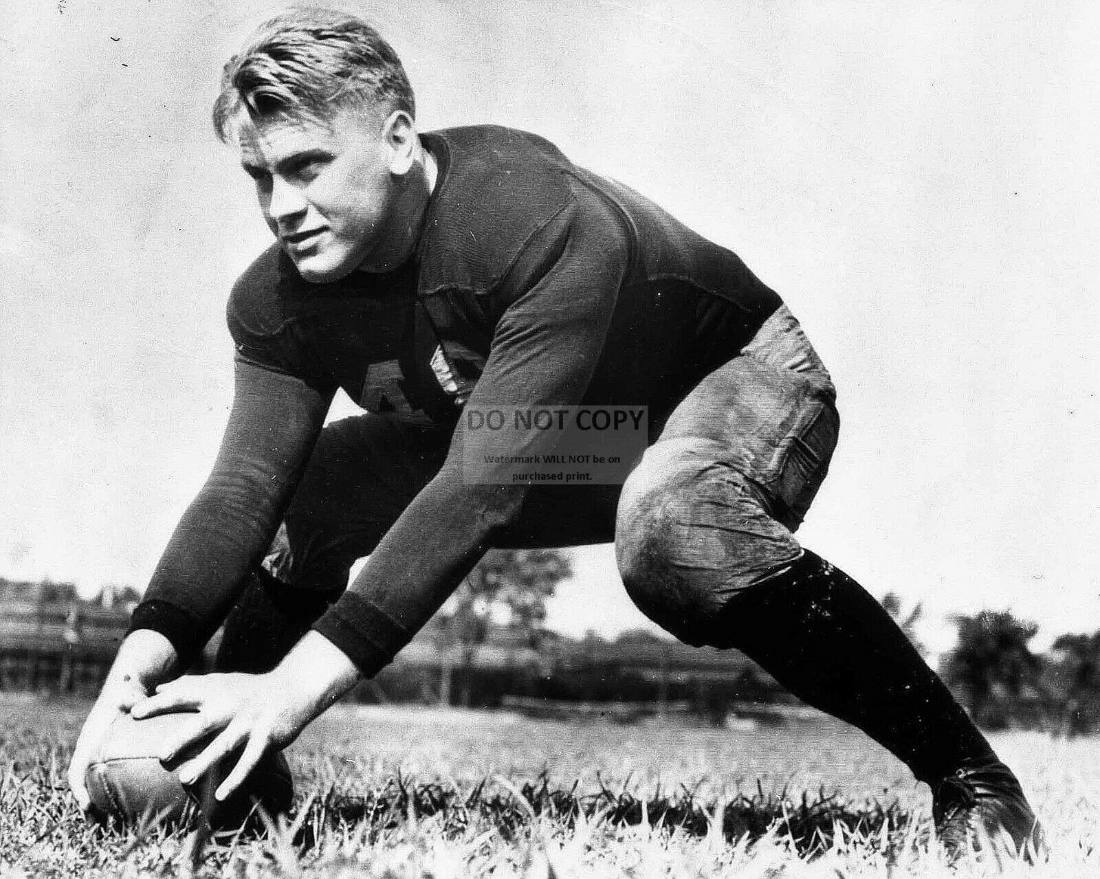GERALD FORD ON THE FOOTBALL FIELD AT MICHIGAN IN 1933 - 8X10 PHOTO (BB-146)