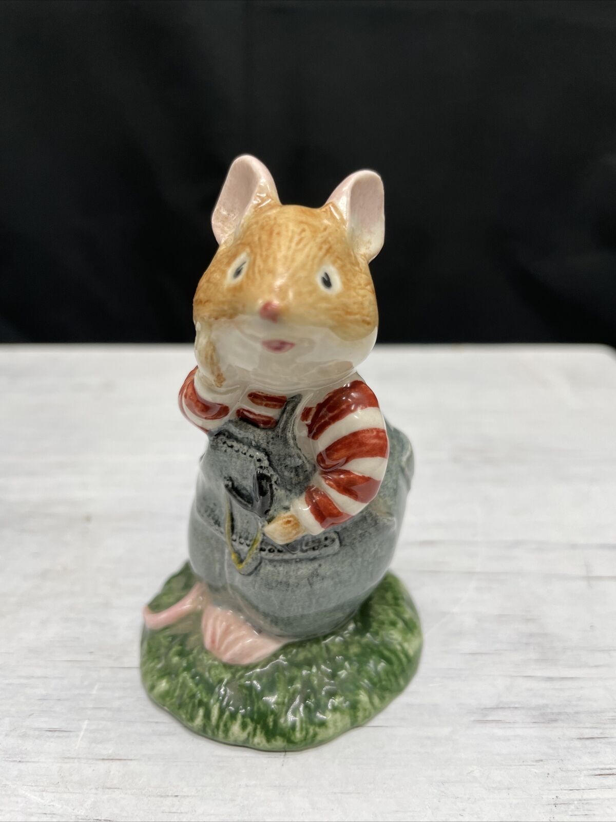 1982 Royal Doulton Brambly Hedge Collection “Wilfred Toadflax” Figurine D. BH 7