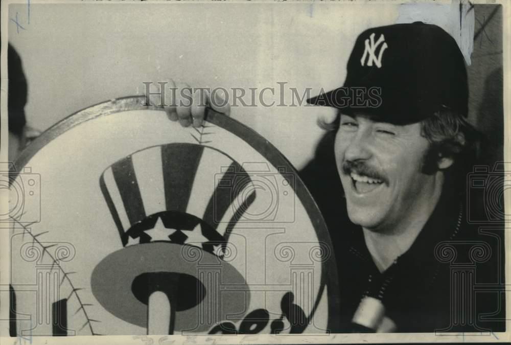 1975 Press Photo Pitcher Jim \
