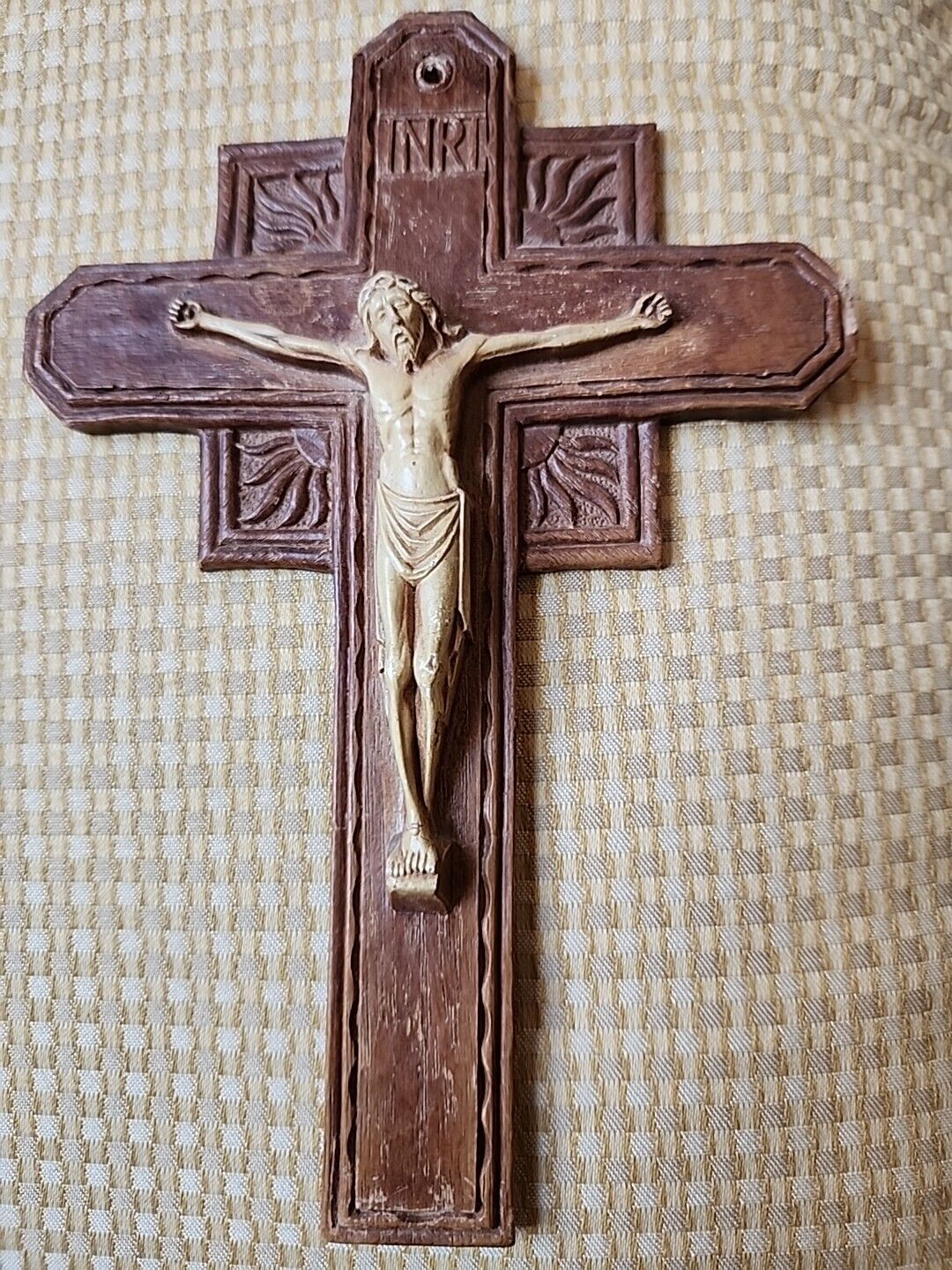 Antique Germany Wood Hand Carved  Catholic  Crucifix Family Heirloom