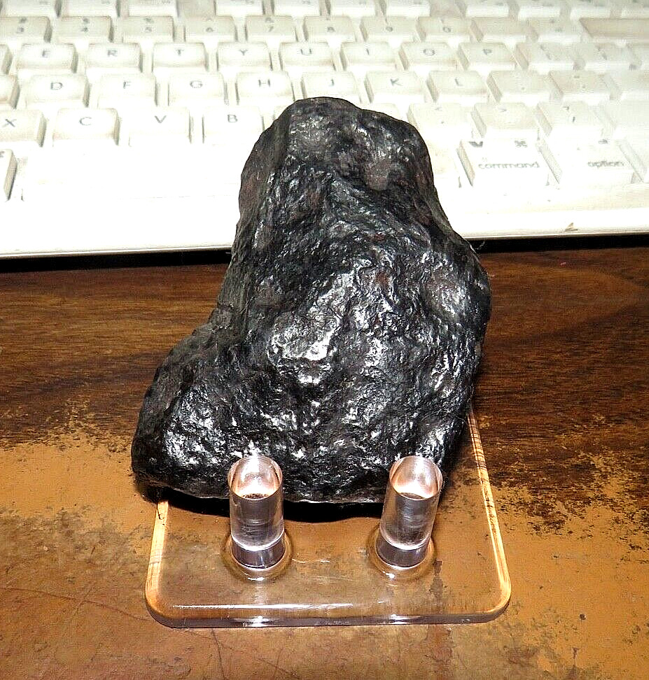 390 gm toluca Meteorite Mexico, Complete Individual Specimen .85 lbs iron nickel