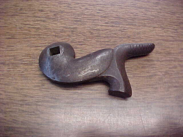 EARLY ANTIQUE MUSKET HAMMER