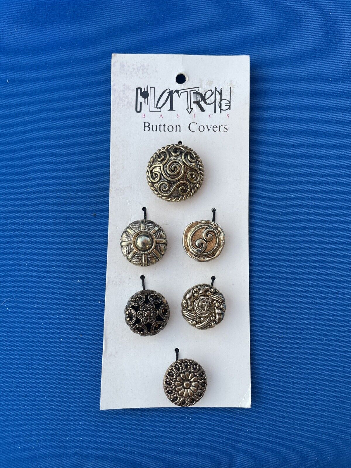 Vintage Colortrend Gold Tone Set Of 6 Button Covers NWT Beautiful Scroll Pattern