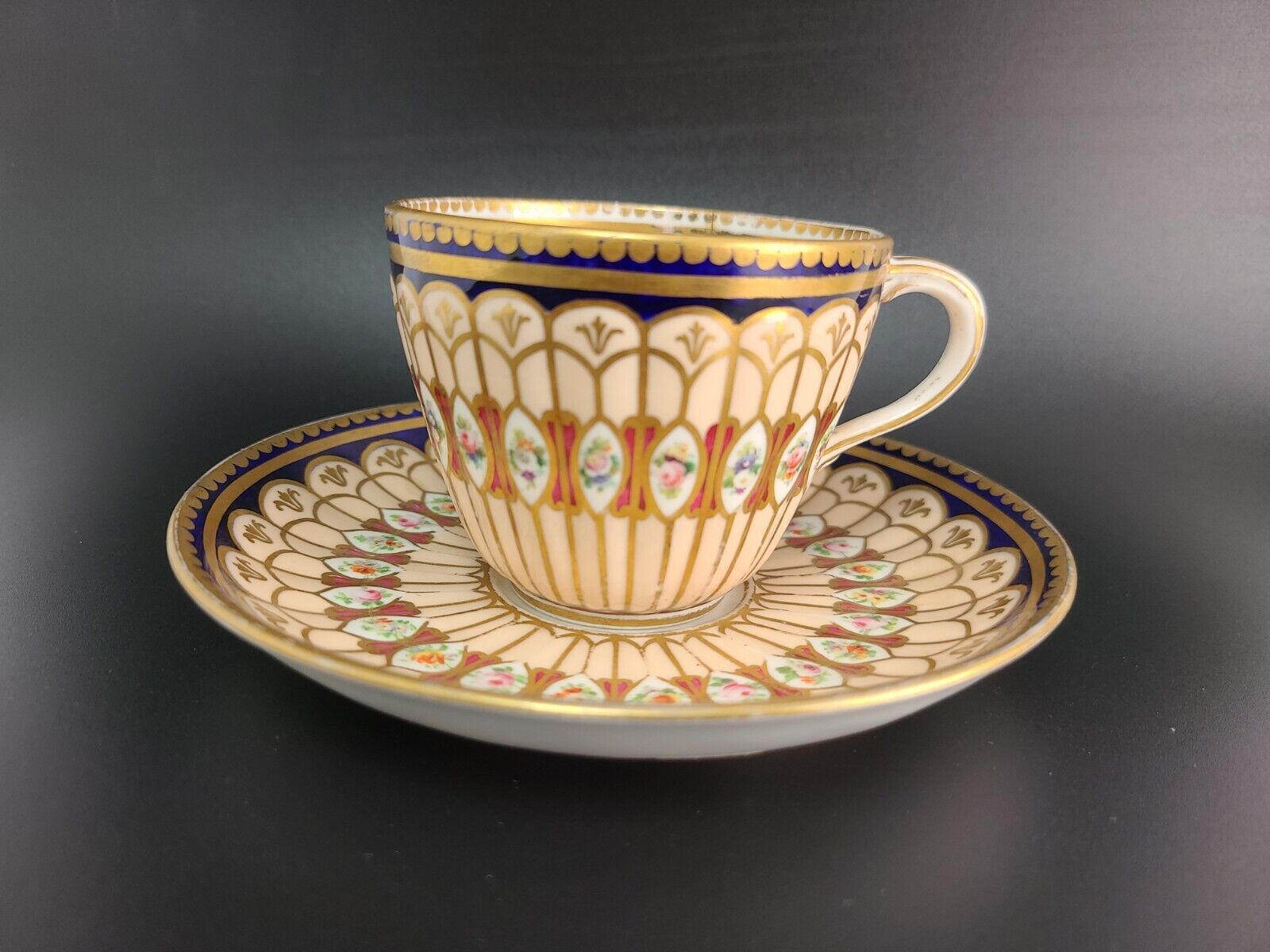 Rare 18th Century London Tea Cup And Soucer gold plated broken cup, hand Painted