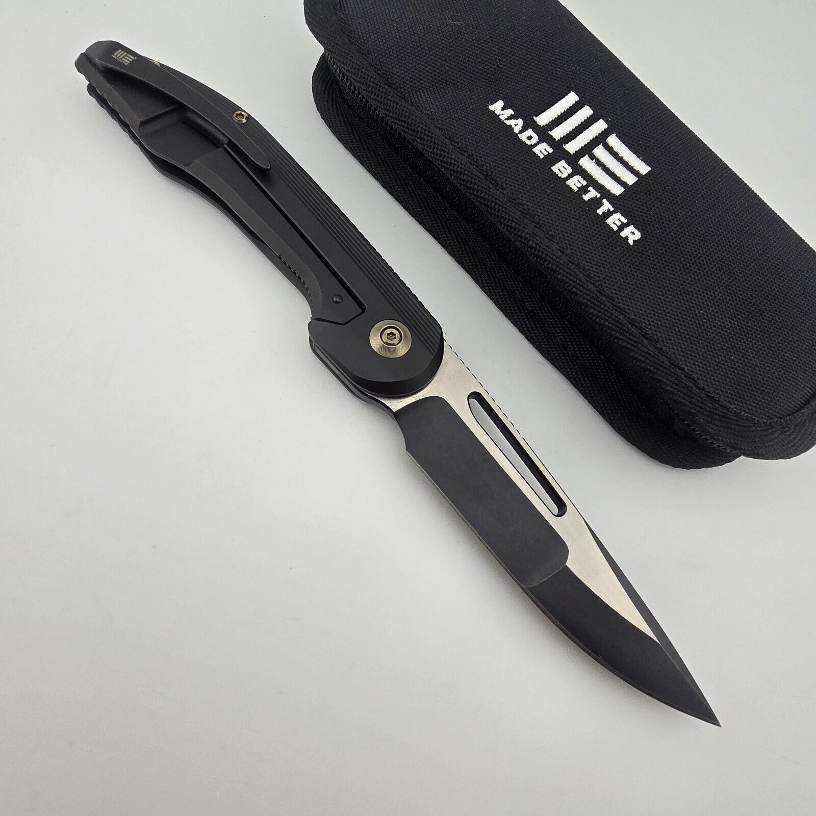 We Knife Slipstream Folder Black Titanium Handle S35VN Black Two-Tone Blade 714D