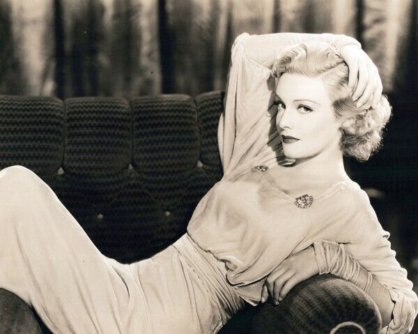 Madeleine Carroll classic Hollywood glamour pose 1936 The 39 Steps 8x10 photo
