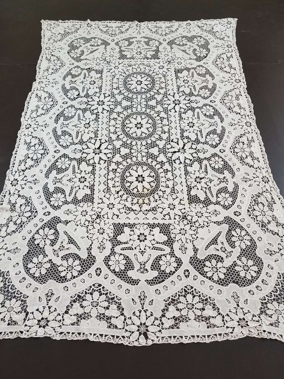 Vintage Point de Venise needle lace Banquet tablecloth 233x151cm