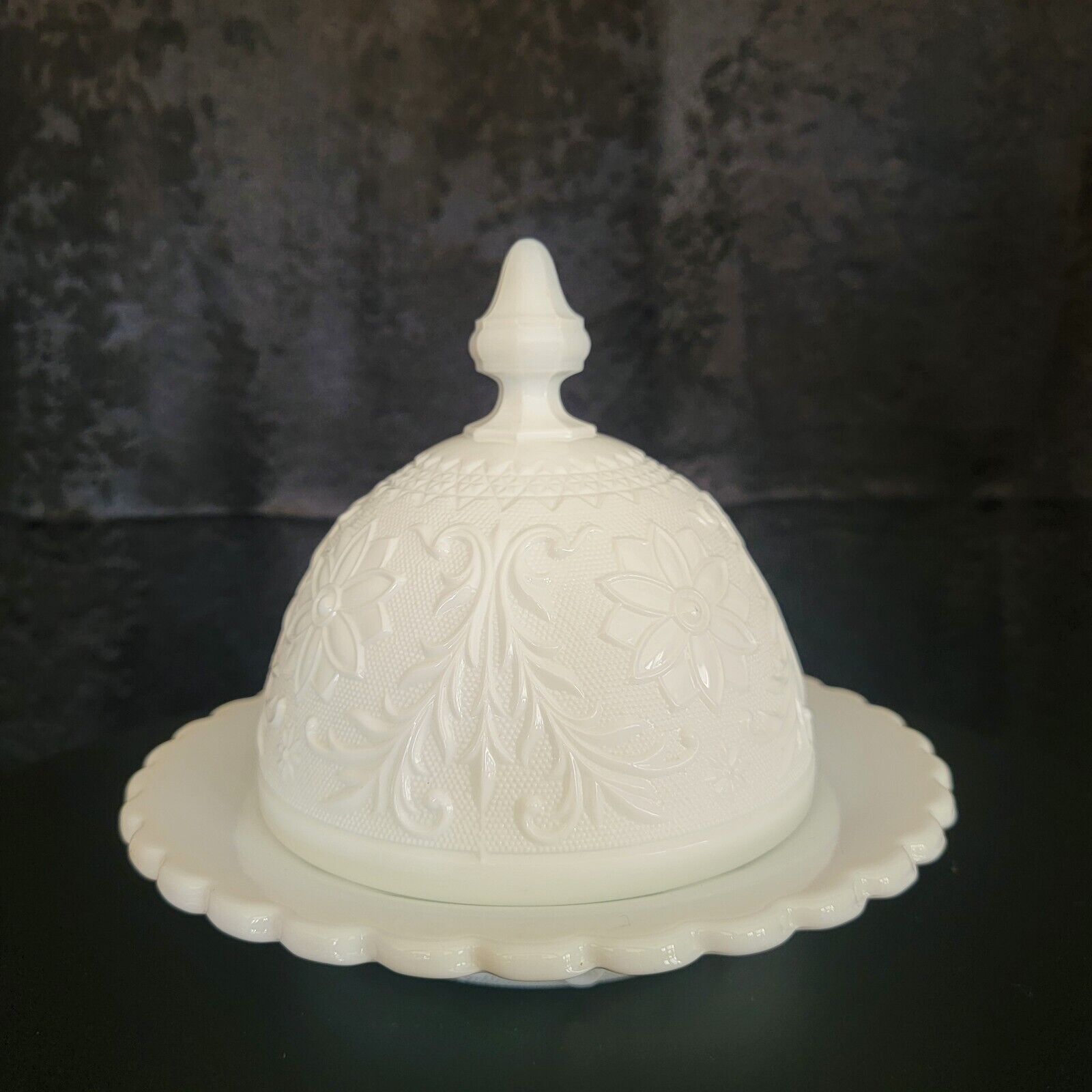 VTG Indiana Milk Glass Sandwich Tiara Covered Dome Serving/ Butter Dish