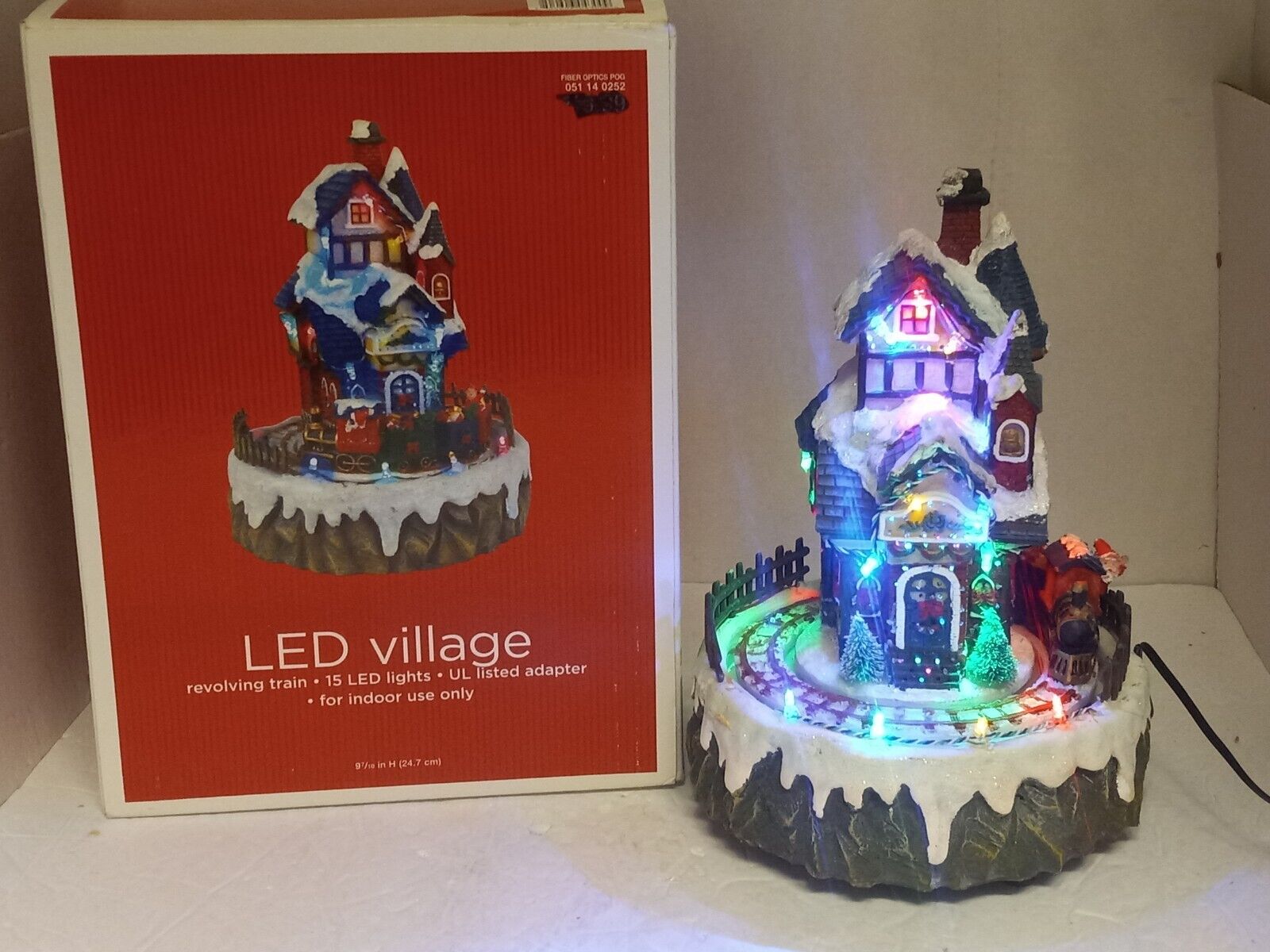 Holiday Christmas LED Village Revolving  Train  From 2007 Tested