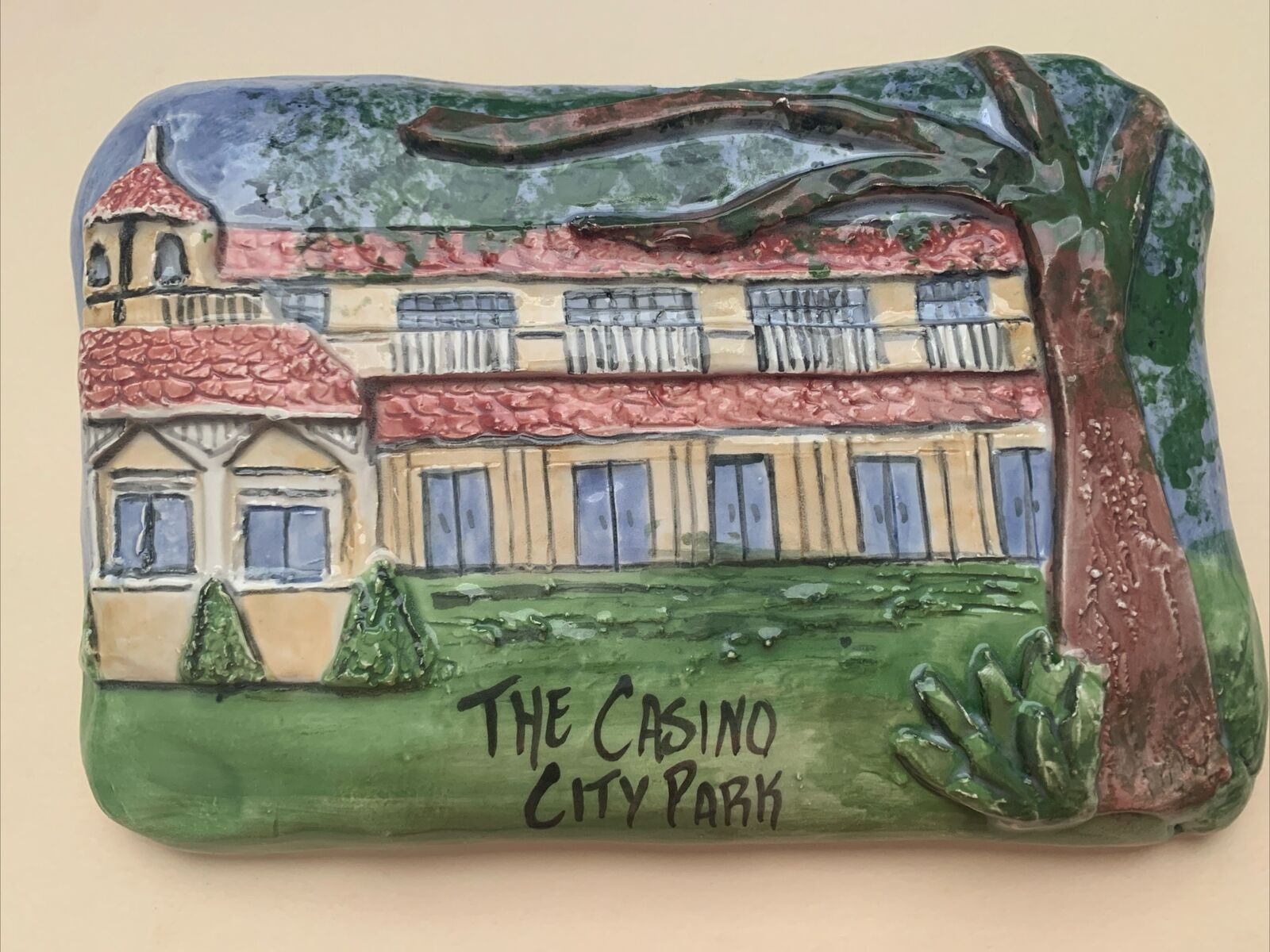 NEW ORLEANS CLAY CREATIONS HAND PAINTED WALL PLAQUE- CASINO CITY PARK