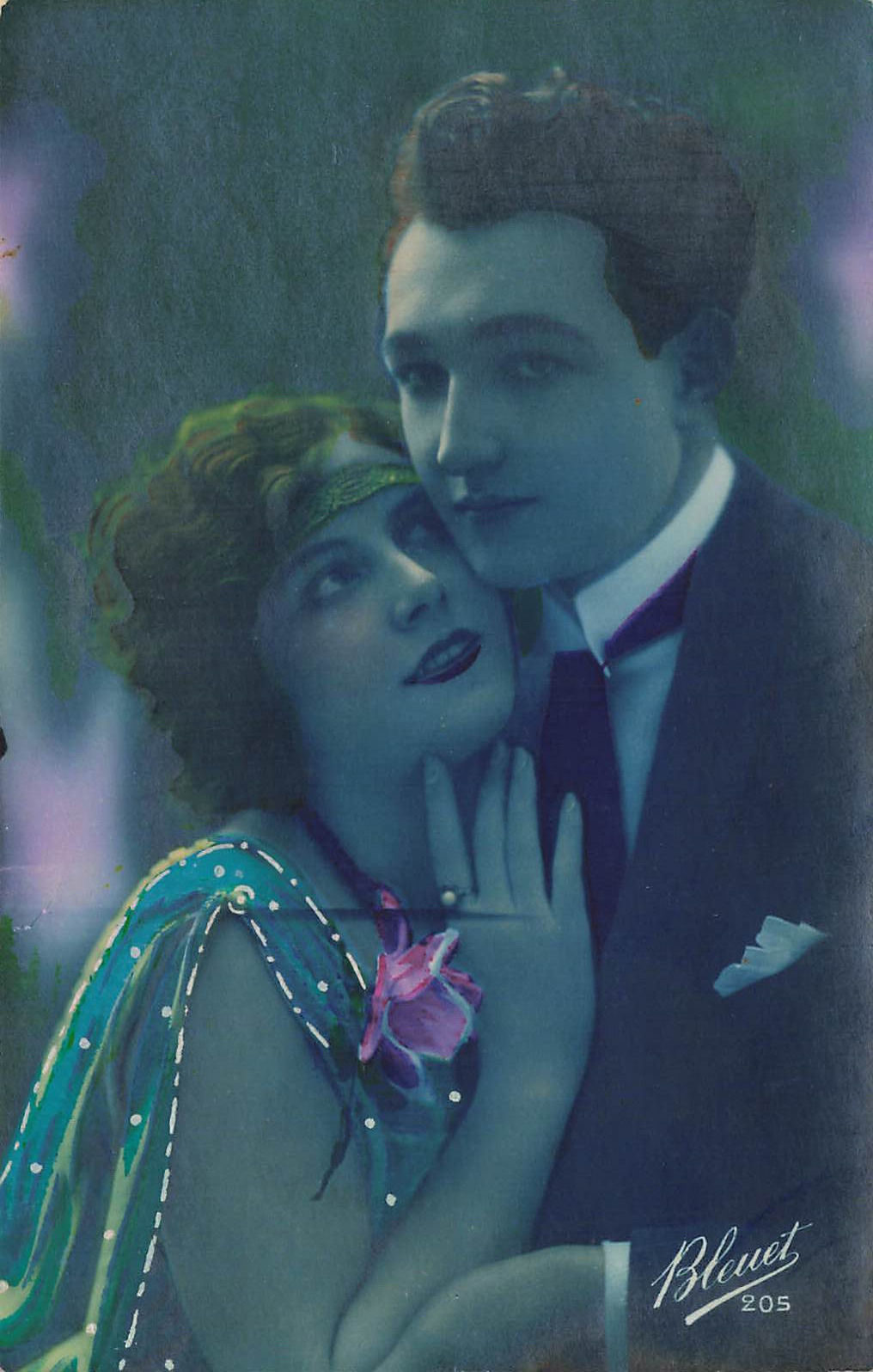 MAN & WOMAN CLOSE TOGETHER ROMANCE REAL PHOTO POSTCARD 1924 RPPC
