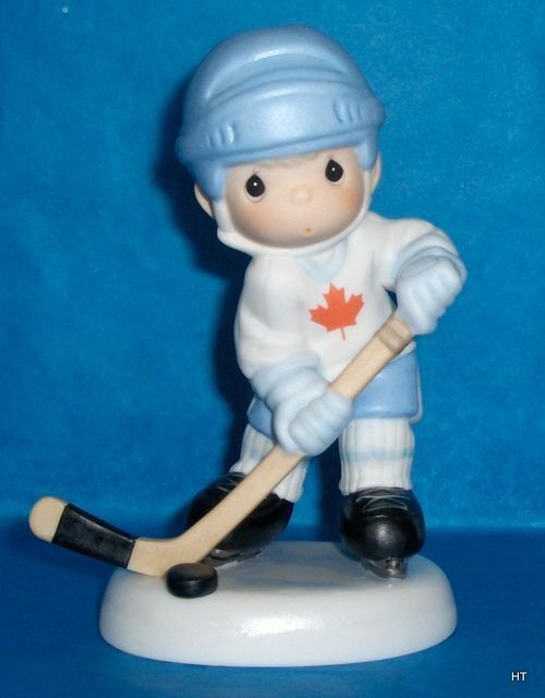 PRECIOUS MOMENTS ~CANADIAN EXCLUSIVE~ HOCKEY PLAYER # 99  \