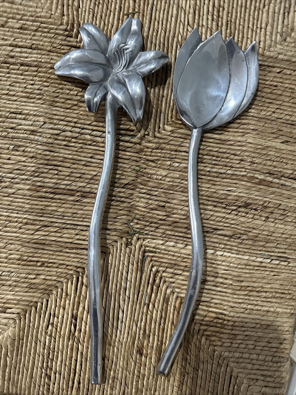 Mariposa Cast Aluminum Salad Tongs Servers Spoons Vintage 1992 Flower Lily Tulip